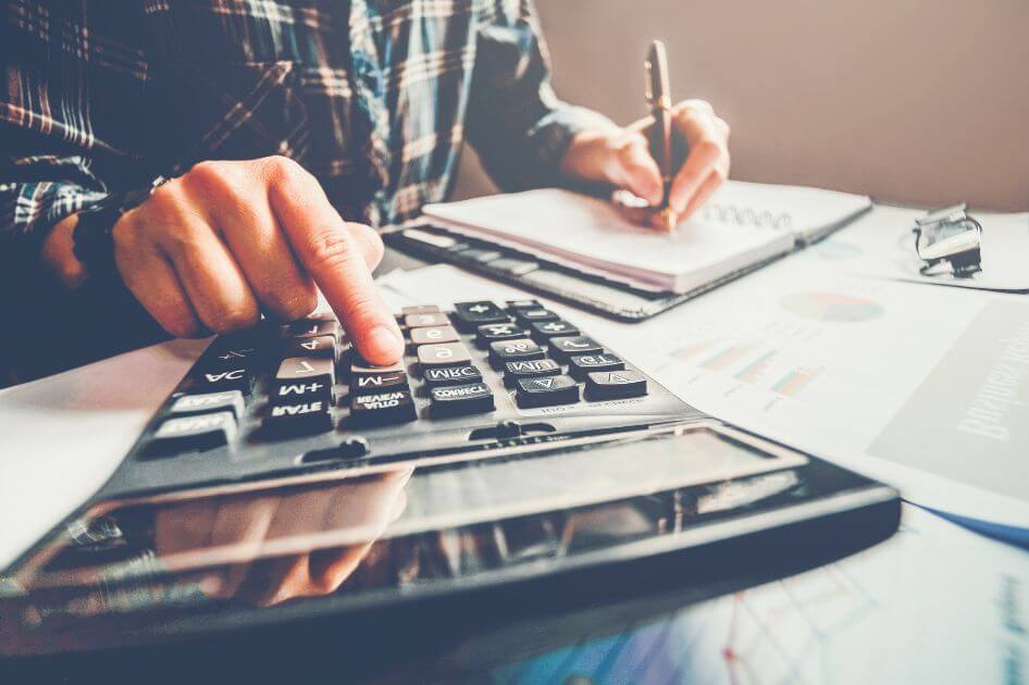 浮気調査の費用相場